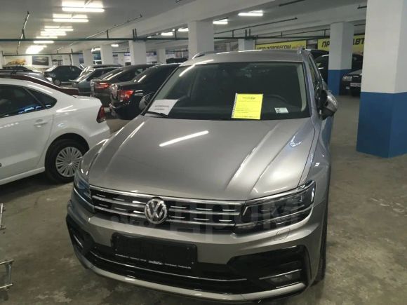 SUV   Volkswagen Tiguan 2018 , 2060900 , 