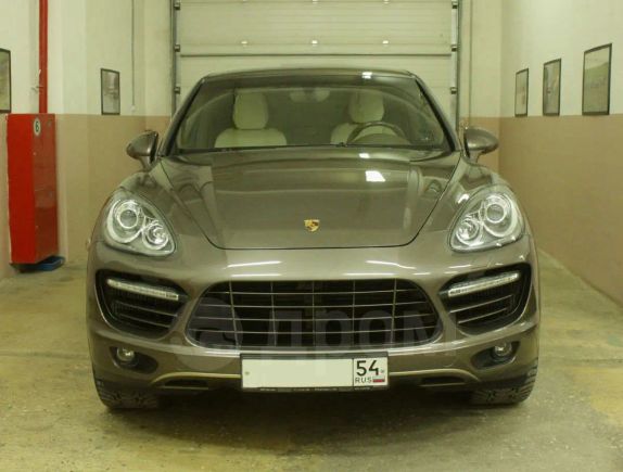 SUV   Porsche Cayenne 2010 , 3990000 , 