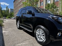 SUV или внедорожник Toyota Land Cruiser Prado 2017 года, 6100000 рублей, Новый Уренгой