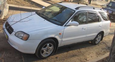 Suzuki Cultus Crescent 1999 , 165000 , 