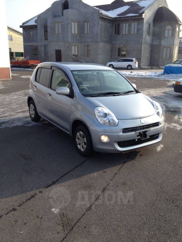  Toyota Passo 2010 , 300000 , 