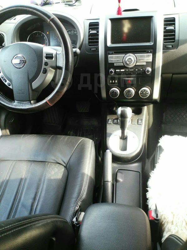 SUV   Nissan X-Trail 2012 , 860000 , 