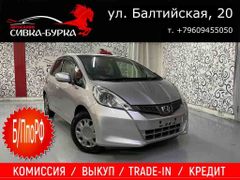 Хэтчбек Honda Fit 2012 года, 1145000 рублей, Барнаул
