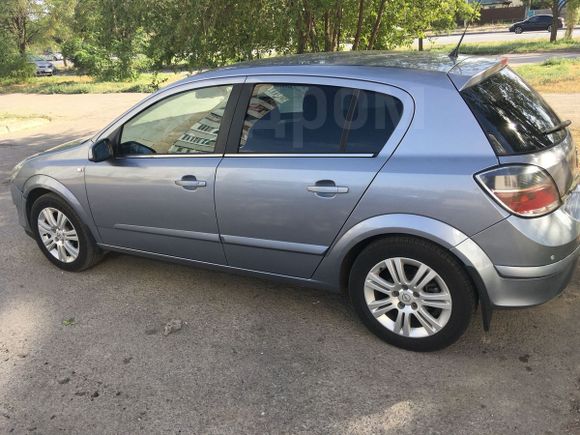  Opel Astra 2008 , 340000 , 