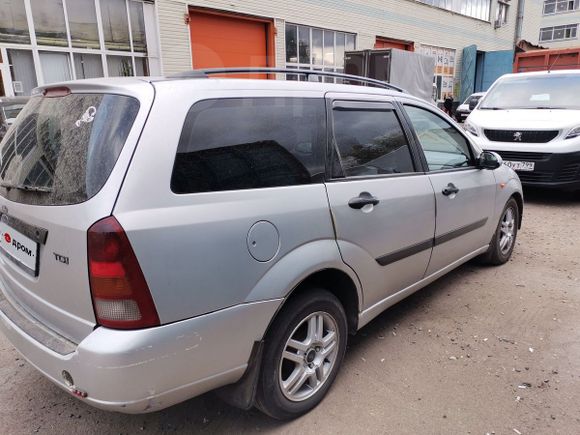  Ford Focus 2000 , 240000 , 