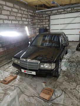  Mercedes-Benz 190 1990 , 200000 , 