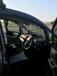    Toyota Voxy 2011 , 940000 , 