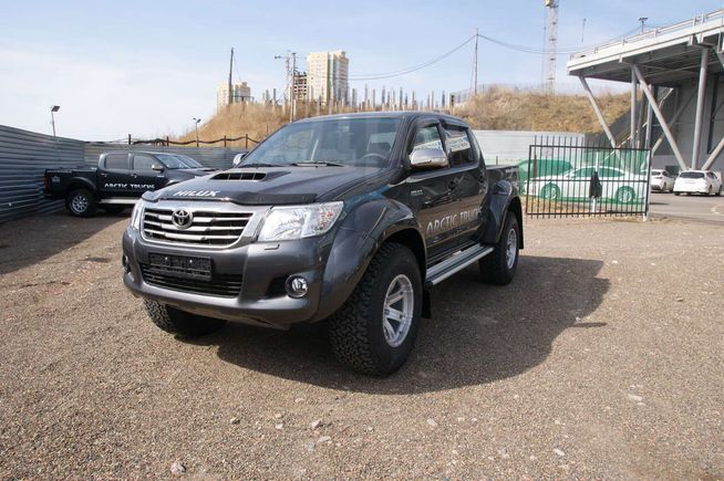  Toyota Hilux 2014 , 2139000 , 