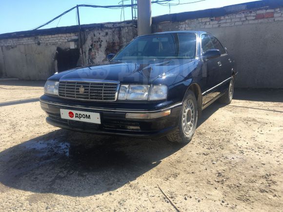  Toyota Crown 1995 , 240000 , 