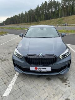 Хэтчбек BMW 1-Series 2019 года, 3150000 рублей, Санкт-Петербург