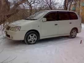    Toyota Gaia 2000 , 300000 , 