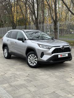 SUV или внедорожник Toyota RAV4 2021 года, 3495000 рублей, Краснодар