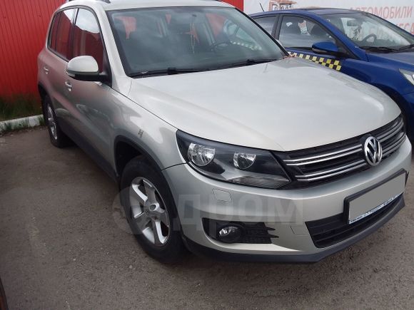 SUV   Volkswagen Tiguan 2012 , 520000 , 