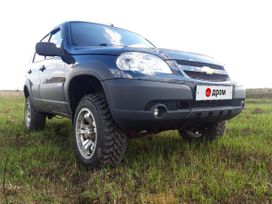 SUV   Chevrolet Niva 2011 , 400000 , ٸ