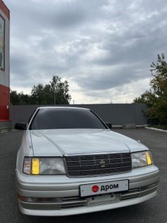 Седан Toyota Crown 1995 года, 630000 рублей, Омск