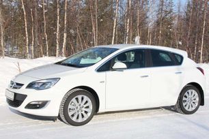 Opel Astra 2012 , 830000 , 