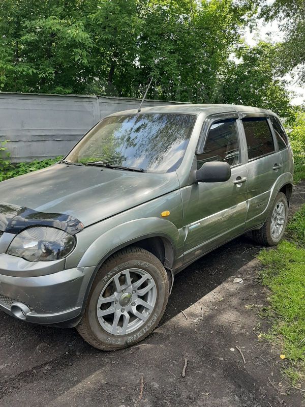 SUV   Chevrolet Niva 2009 , 269000 , 