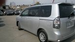    Toyota Voxy 2009 , 610000 , 