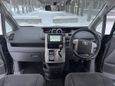    Toyota Voxy 2008 , 990000 , 