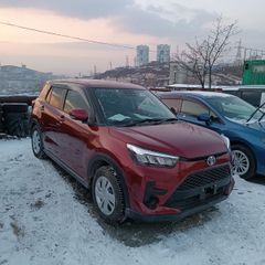 SUV или внедорожник Toyota Raize 2020 года, 1620000 рублей, Владивосток