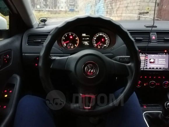  Volkswagen Jetta 2014 , 610000 , 