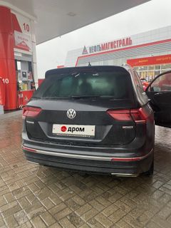 SUV или внедорожник Volkswagen Tiguan 2019 года, 3800000 рублей, Кашира