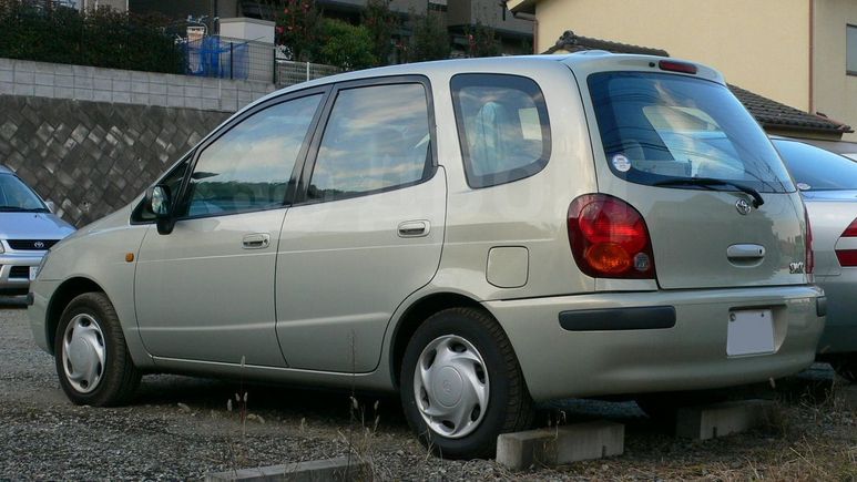    Toyota Corolla Spacio 1998 , 290000 , 