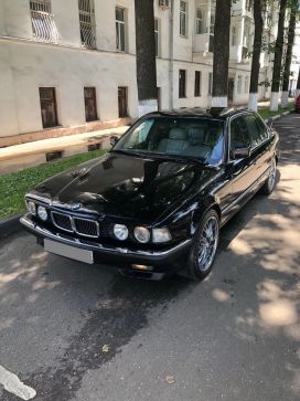  BMW 7-Series 1992 , 620000 , 