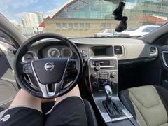 Седан Volvo S60 2012 года, 950000 рублей, Екатеринбург