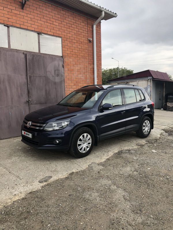 SUV   Volkswagen Tiguan 2012 , 950000 , 