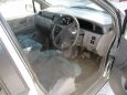    Nissan Liberty 2001 , 220000 , 