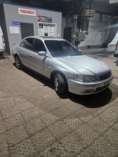Седан Honda Accord 1999 года, 215000 рублей, Красноярск