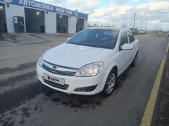 Седан Opel Astra 2011 года, 460000 рублей, Алексеевка