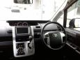    Toyota Noah 2011 , 817000 , 