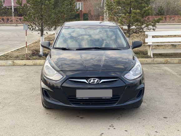  Hyundai Solaris 2011 , 490000 , 