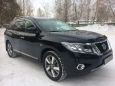 SUV   Nissan Pathfinder 2015 , 1700000 , 