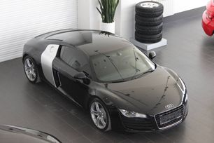  Audi R8 2009 , 2800000 , 