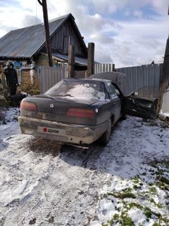 Седан Nissan Presea 1992 года, 80000 рублей, Мариинск