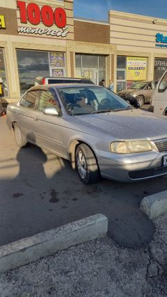 Седан Nissan Sunny 2002 года, 320000 рублей, Омск