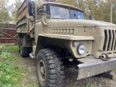 Бортовой грузовик Урал 5557 1991 года, 1250000 рублей, Новосибирск