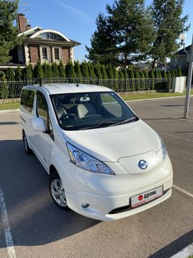    Nissan e-NV200 2014 , 1560000 , 