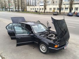  BMW 7-Series 1990 , 260000 , 