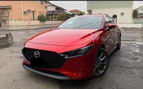 Хэтчбек Mazda Mazda3 2022 года, 1350000 рублей, Владивосток