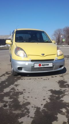 Хэтчбек Toyota Funcargo 2000 года, 477000 рублей, Барнаул