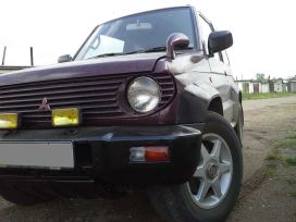 SUV   Mitsubishi Pajero Junior 1996 , 180000 , 