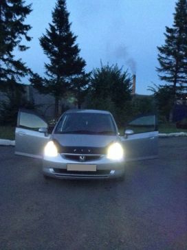  Honda Fit 2003 , 200000 , 