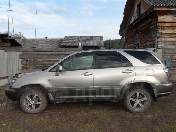 SUV   Toyota Harrier 2001 , 550000 , 