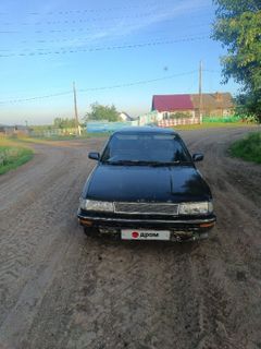 Седан Toyota Corolla 1990 года, 100000 рублей, Красноярск