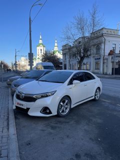 Седан Toyota Sai 2014 года, 1790000 рублей, Тюмень