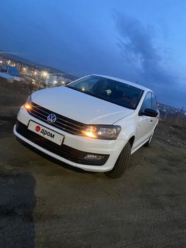  Volkswagen Polo 2015 , 720000 , 
